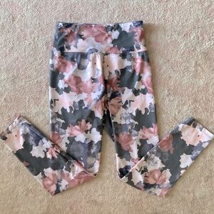 Balance Collection - watercolor floral print legging - size small